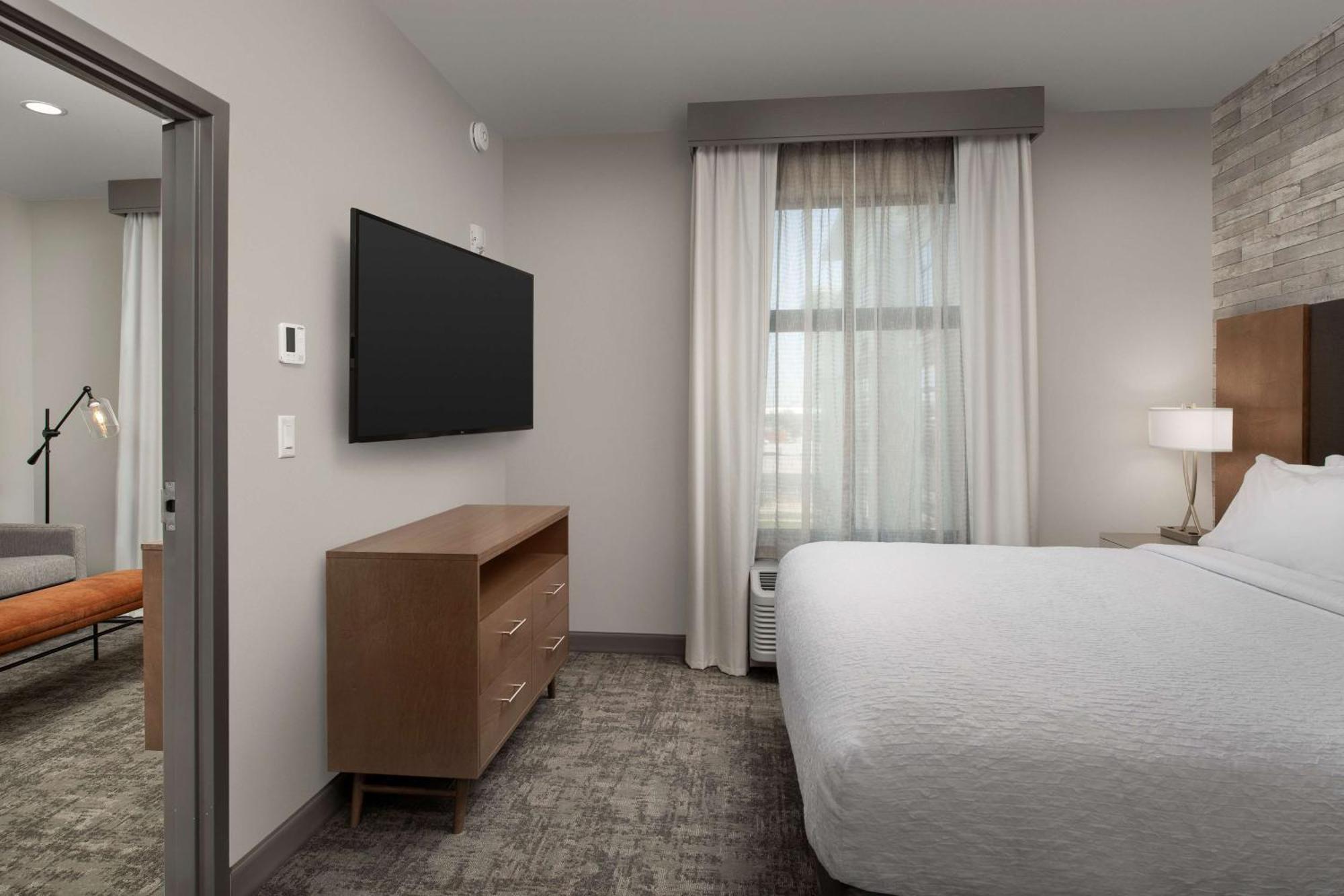 Homewood Suites By Hilton Louisville Airport Εξωτερικό φωτογραφία